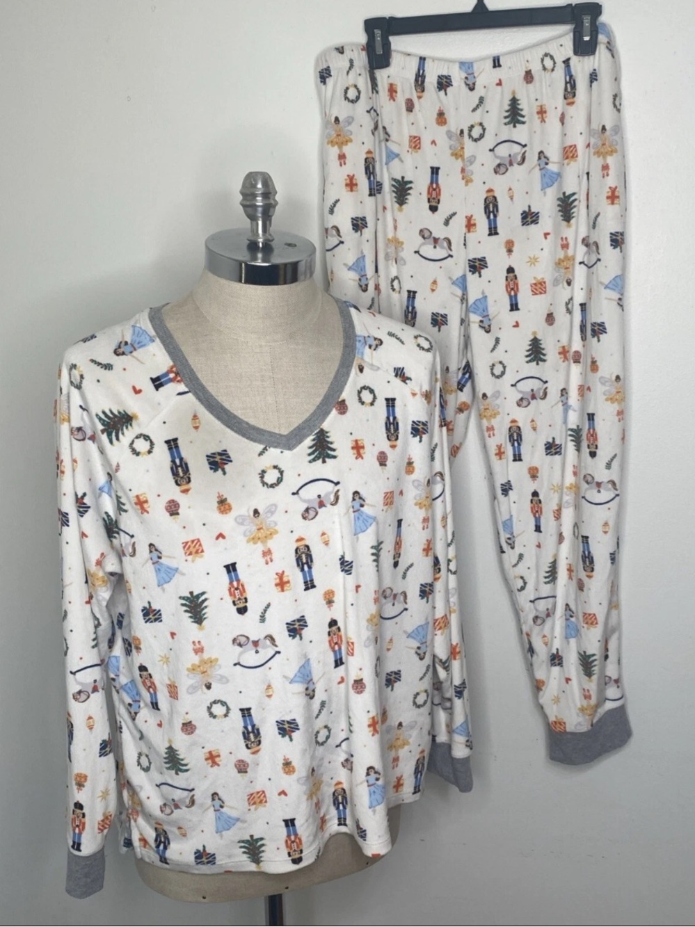 Cuddl Duds Holiday Nutcracker Print Pajama Set - White with Gray Trim